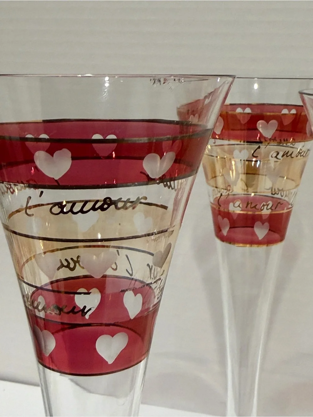 VINTAGE ETCHED HEARTS RUBY RED FLUTES CHAMPAGNE L'AMOUR 11
